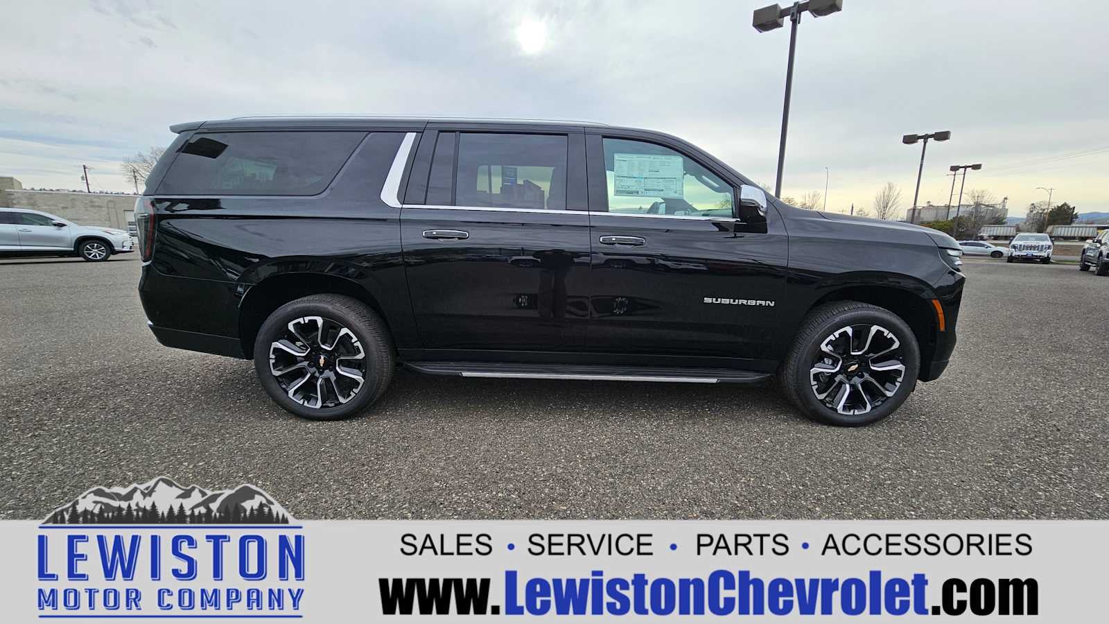 2025 Chevrolet Suburban Premier