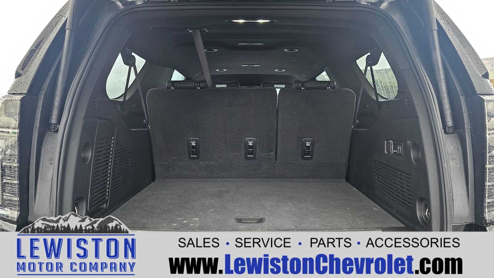 2025 Chevrolet Suburban High Country