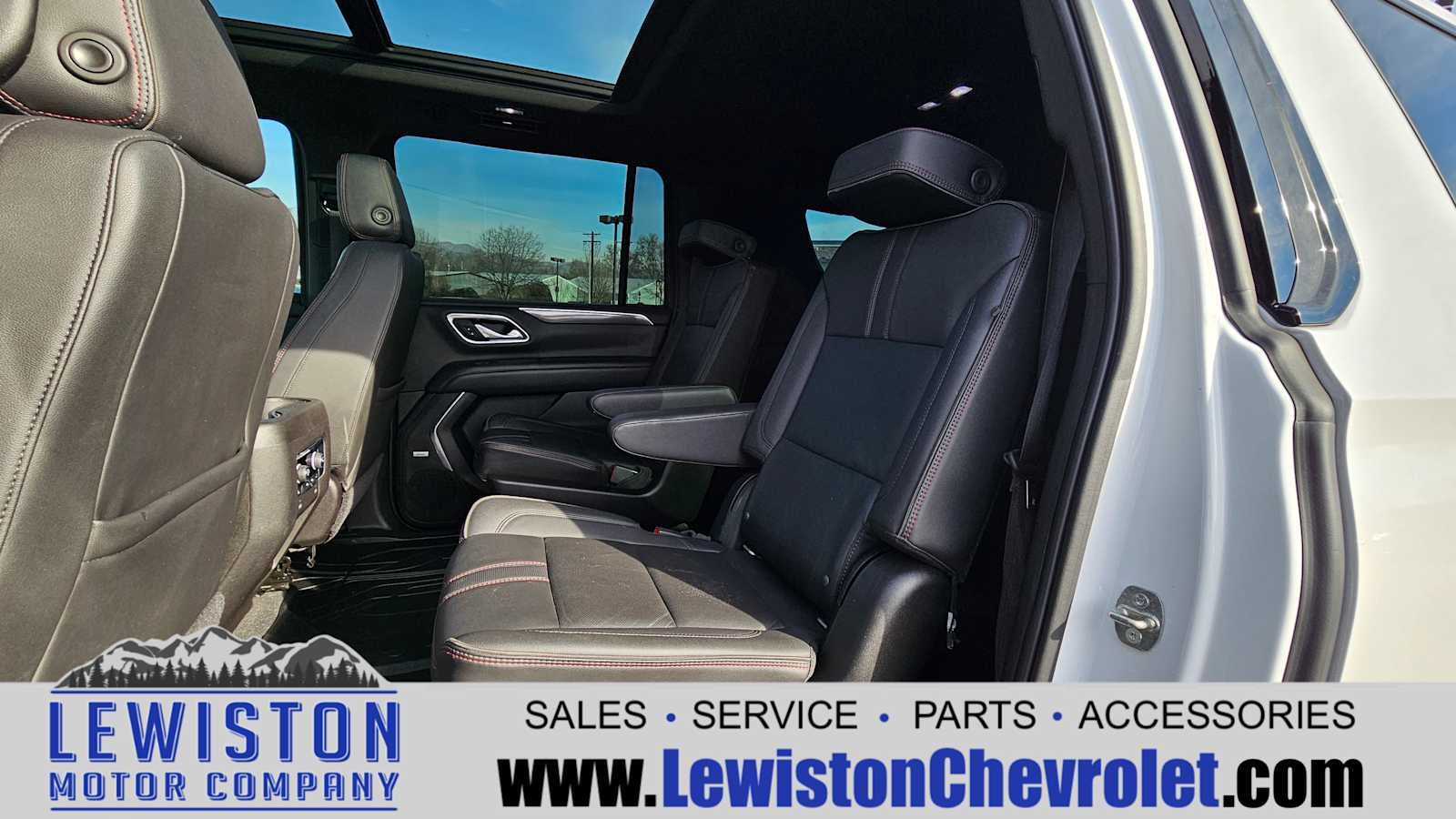 2021 Chevrolet Suburban RST