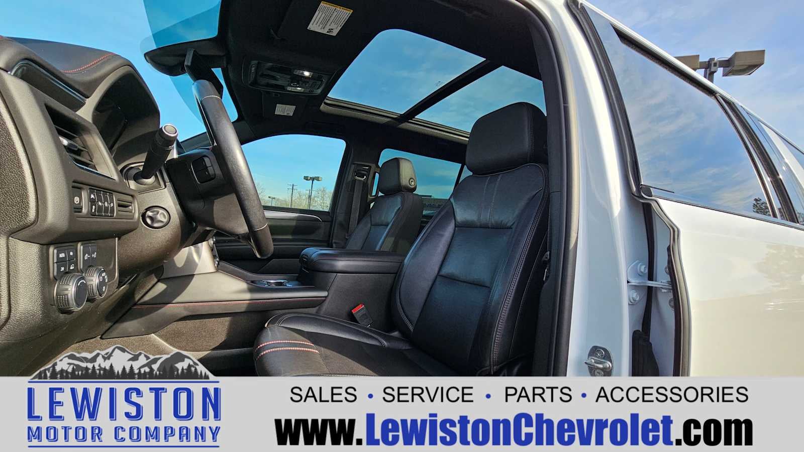 2021 Chevrolet Suburban RST