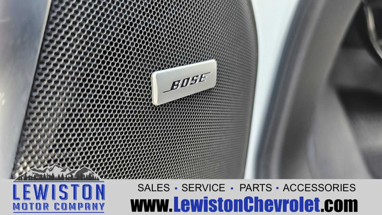 2021 Chevrolet Suburban RST