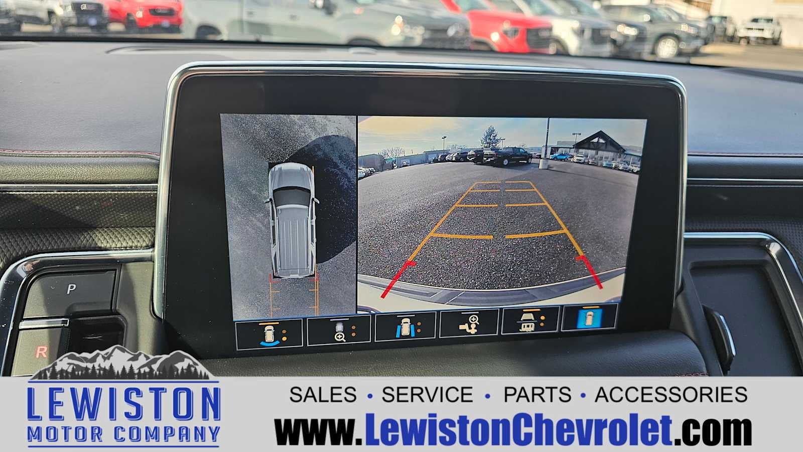 2021 Chevrolet Suburban RST