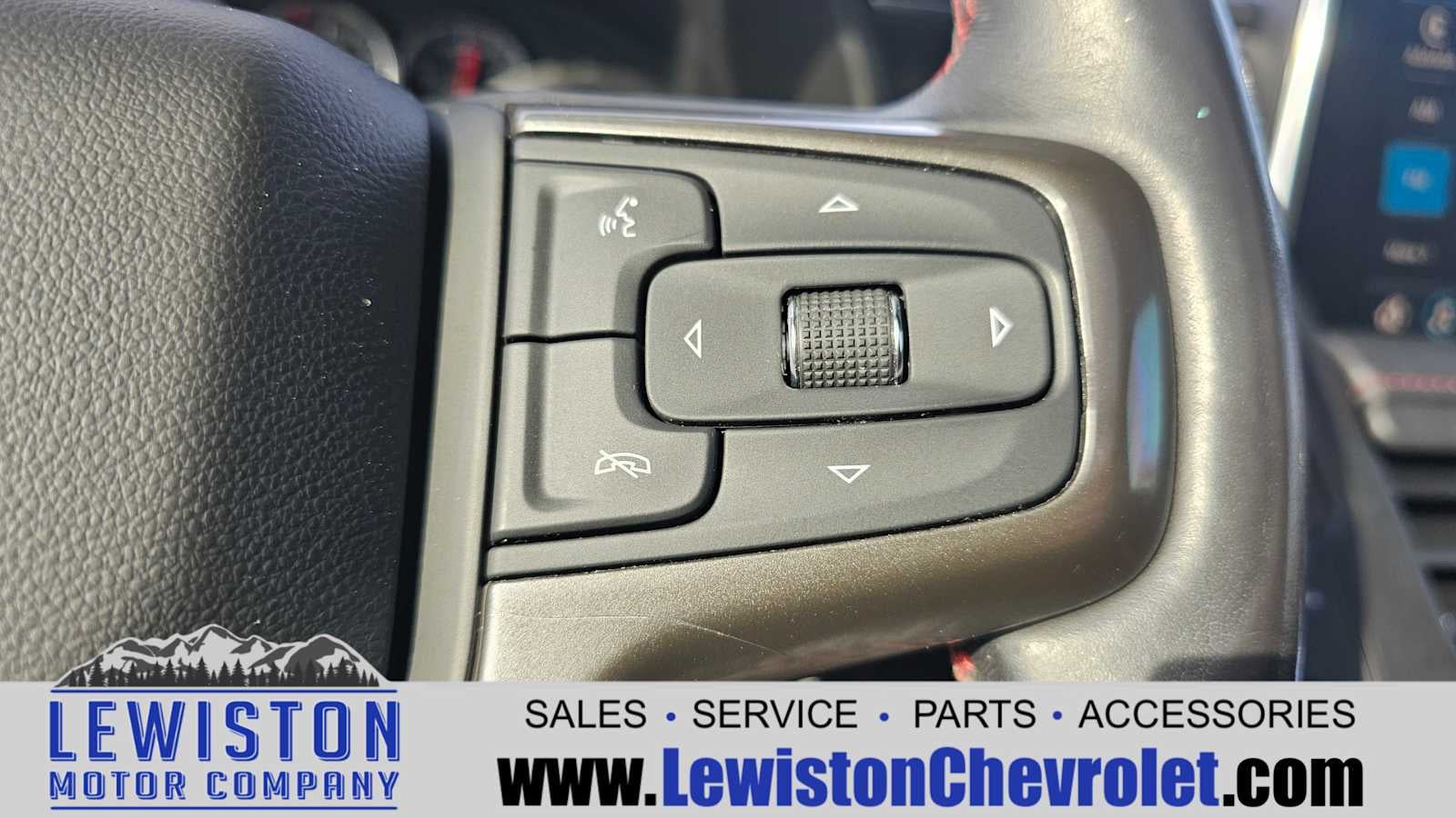 2021 Chevrolet Suburban RST