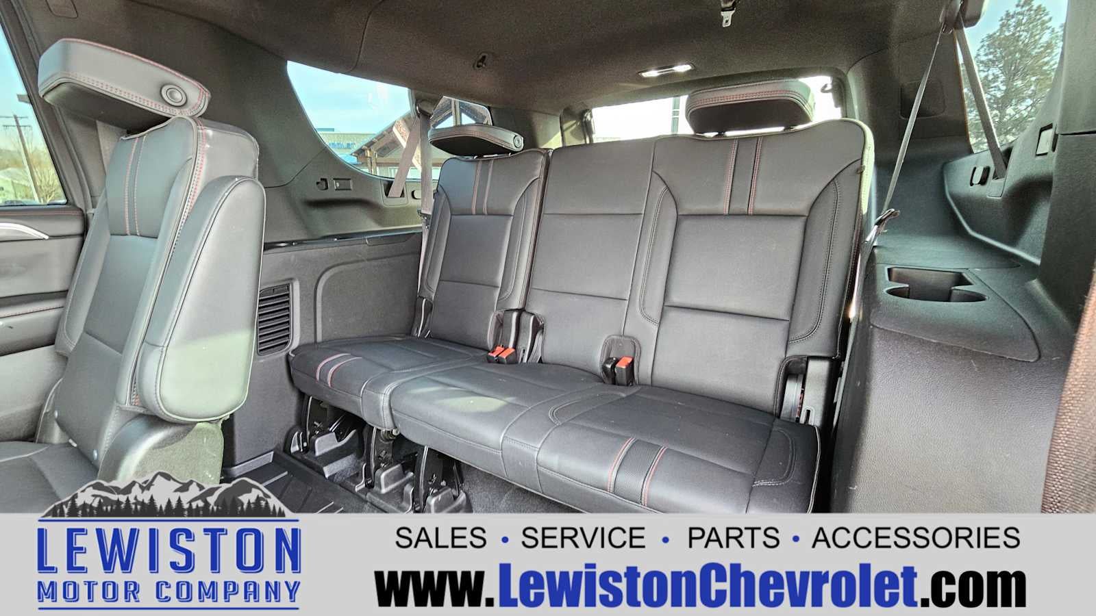 2021 Chevrolet Suburban RST