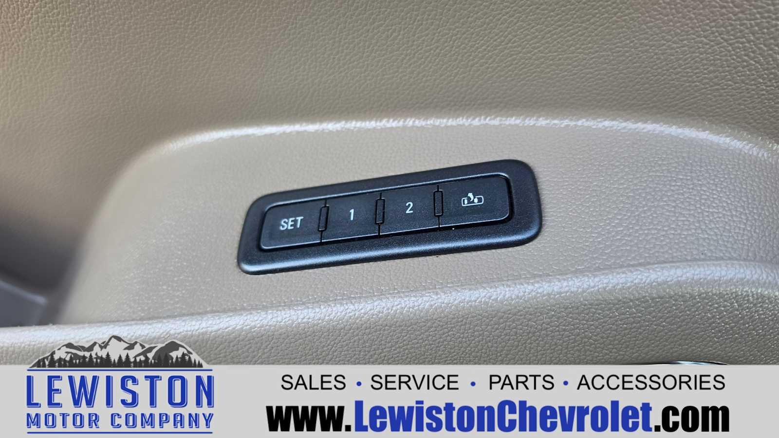 2015 Chevrolet Suburban LT