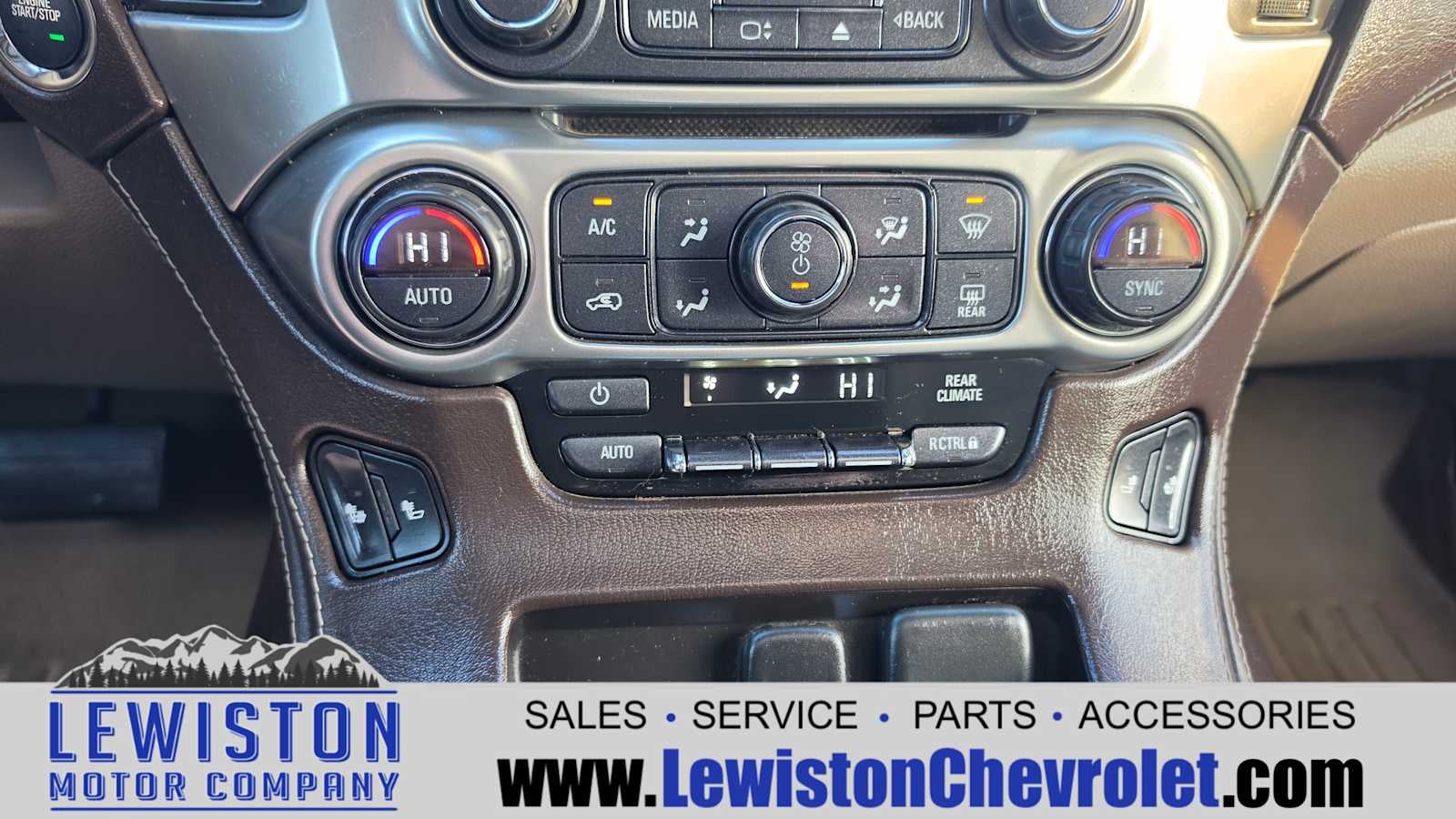 2015 Chevrolet Suburban LT