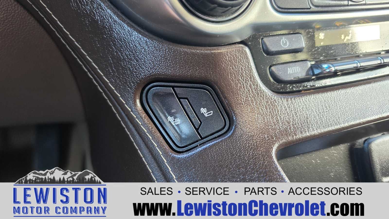 2015 Chevrolet Suburban LT