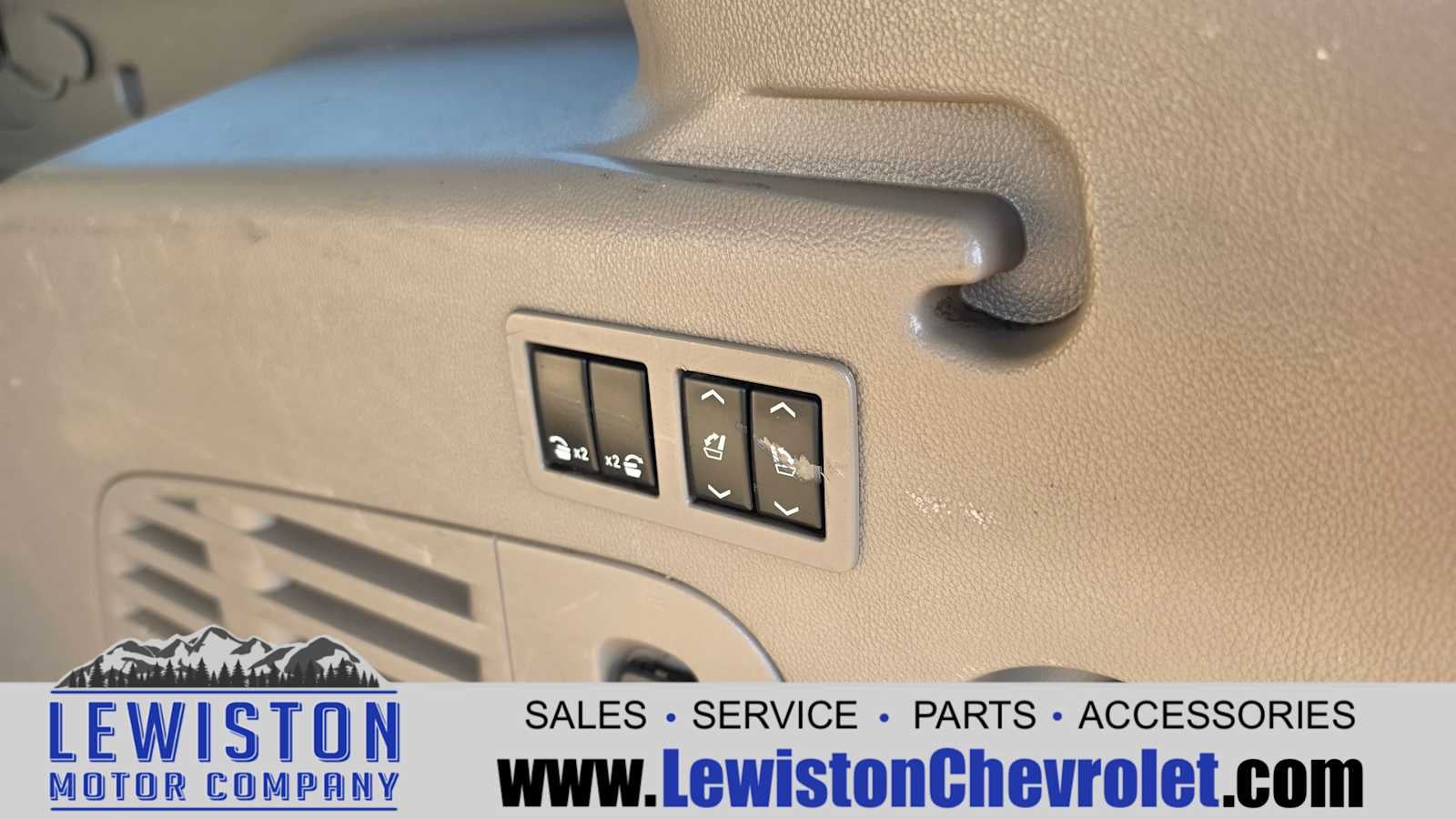 2015 Chevrolet Suburban LT