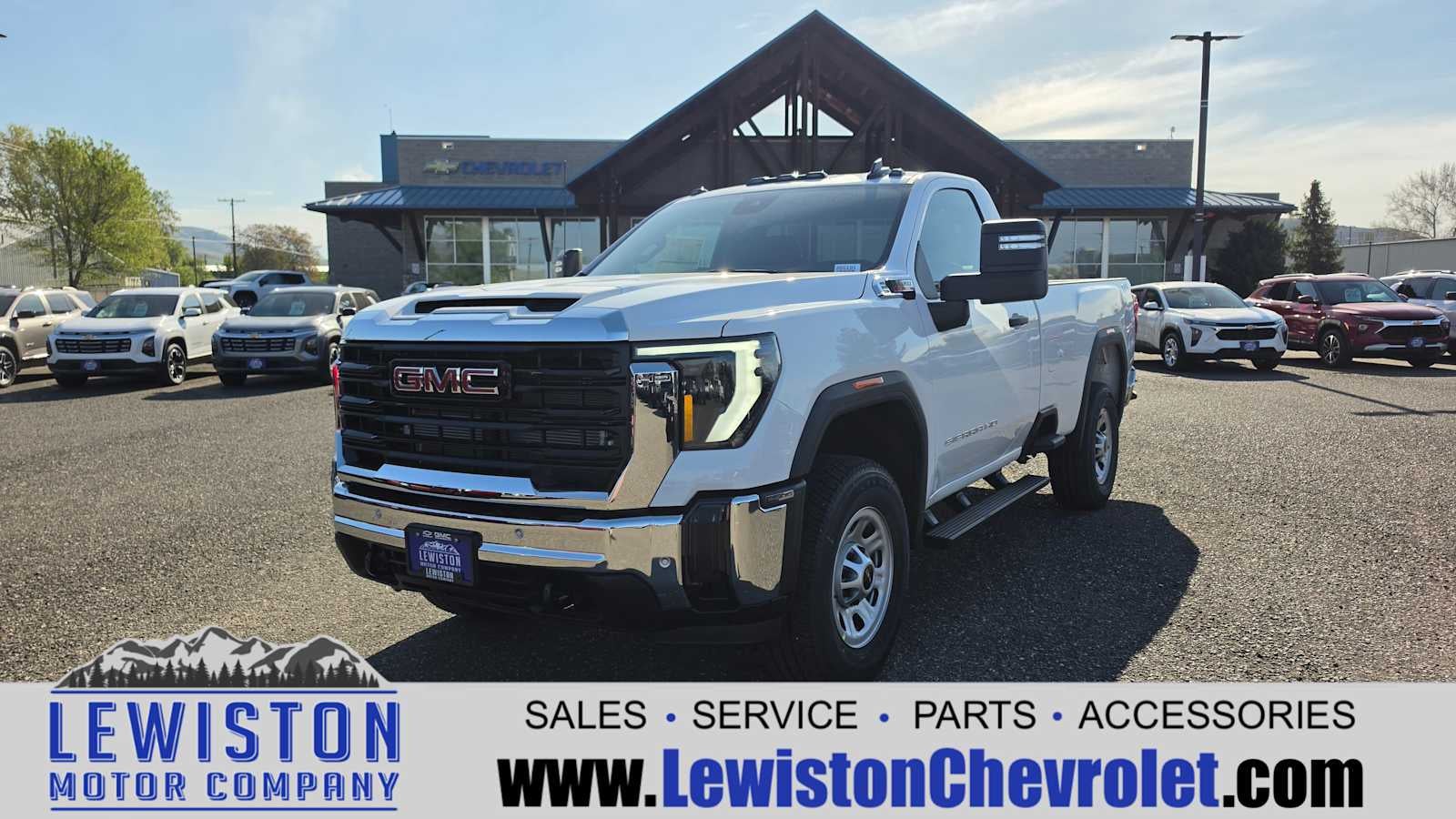 2026 GMC Sierra 4WD Regular Cab Long Box Pro's photo