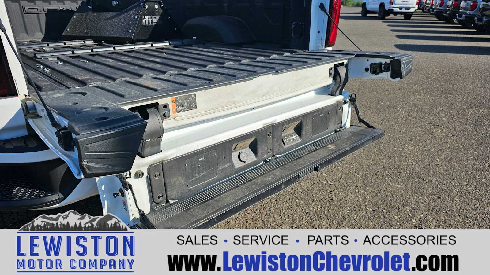 2024 GMC Sierra 3500 HD Denali