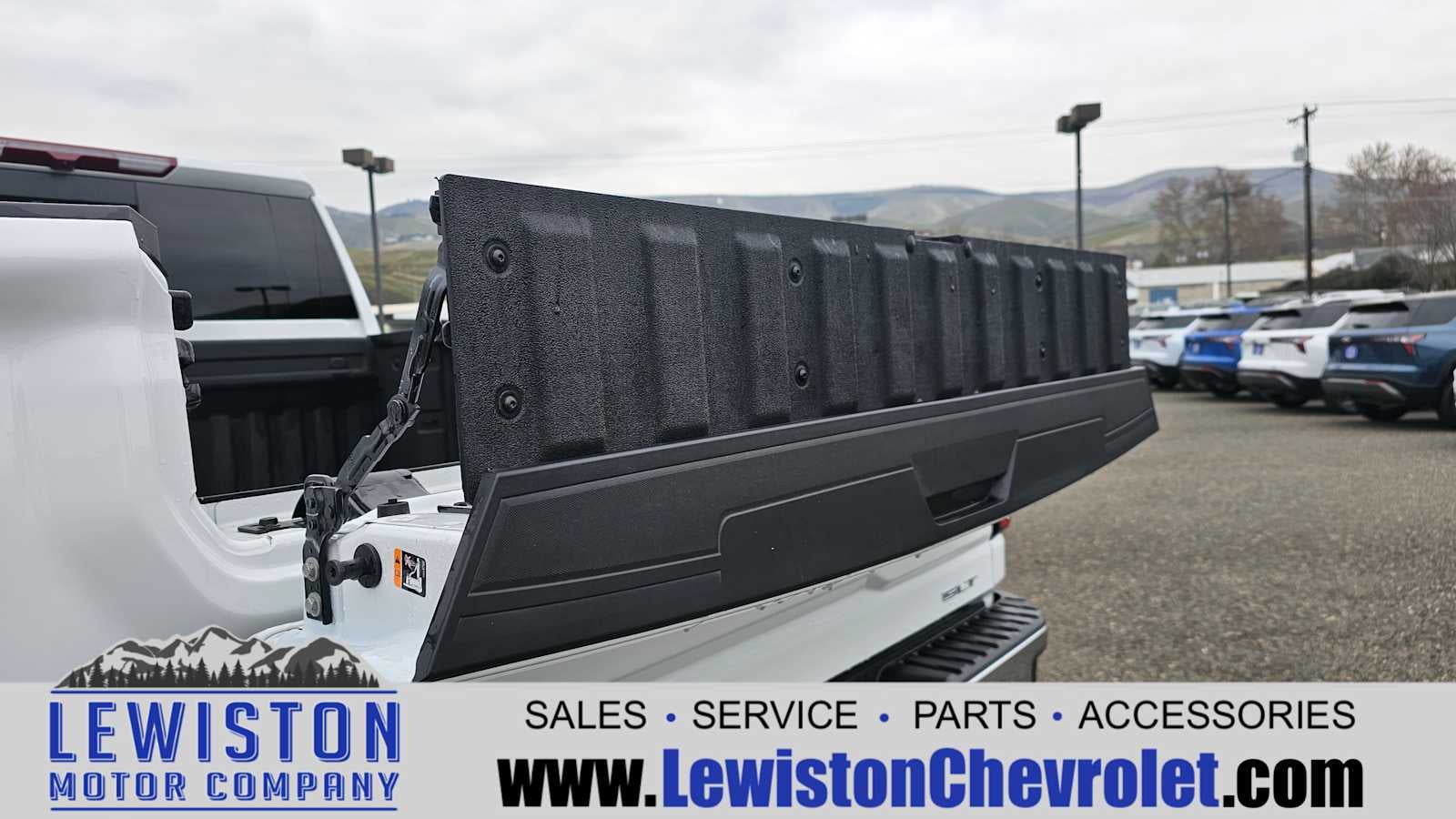 2025 GMC Sierra 2500 HD SLT