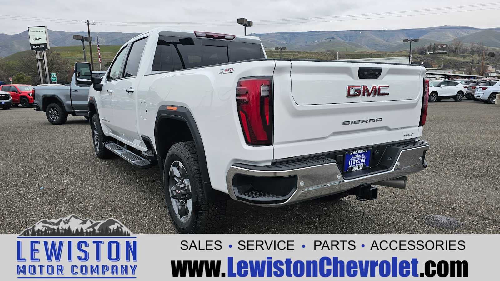 2025 GMC Sierra 2500 HD SLT