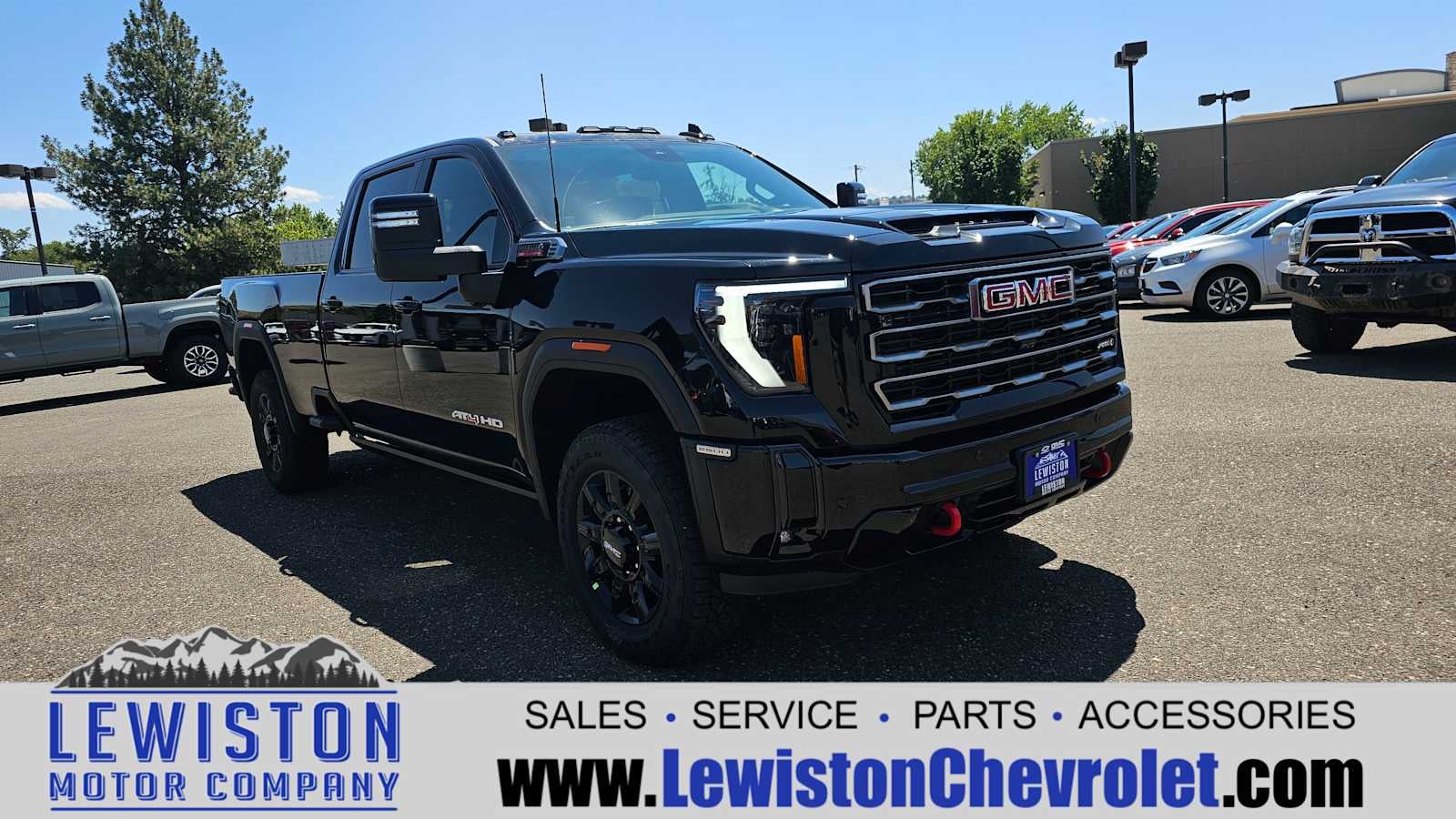 2025 GMC Sierra 2500 HD AT4