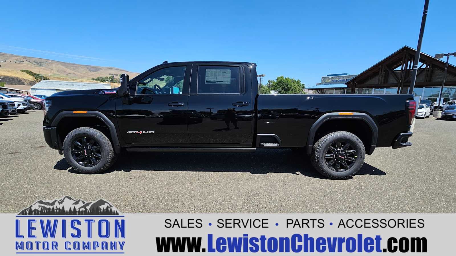 2025 GMC Sierra 2500 HD AT4