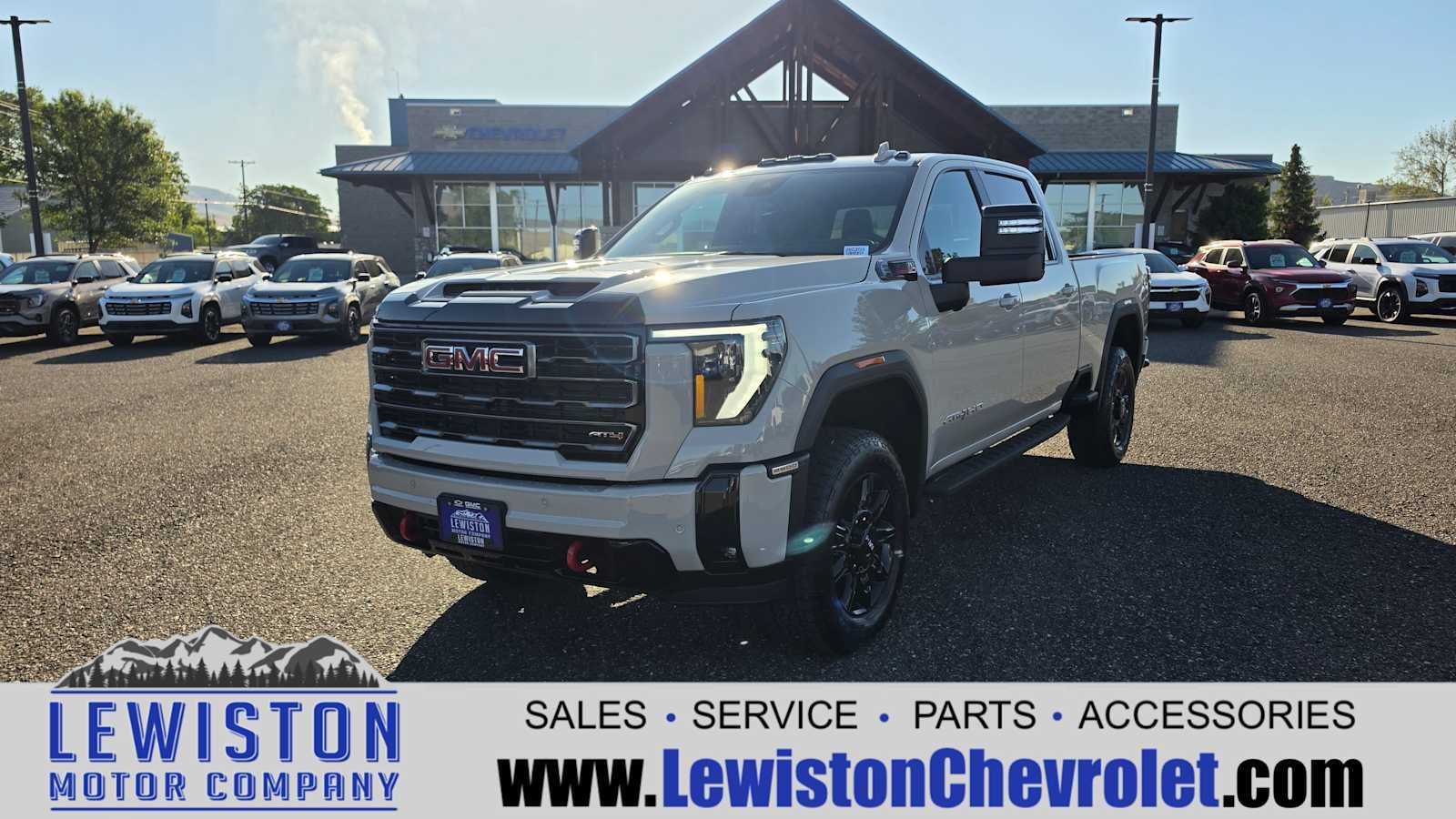 2026 GMC Sierra 4WD Crew Cab Standard Box AT4's photo