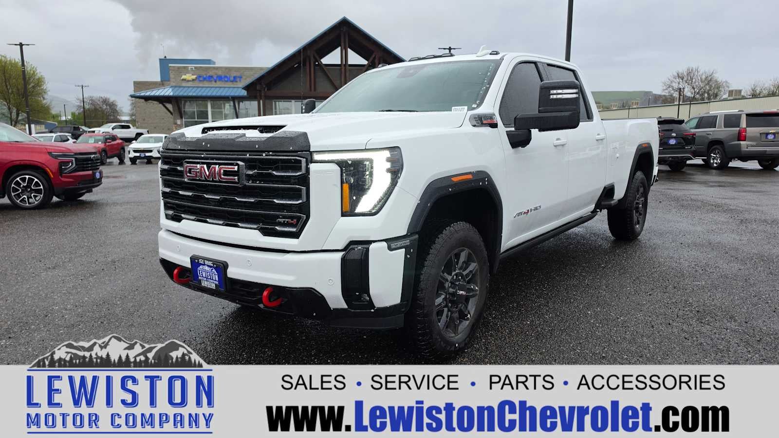 2026 GMC Sierra 4WD Crew Cab Standard Box AT4's photo