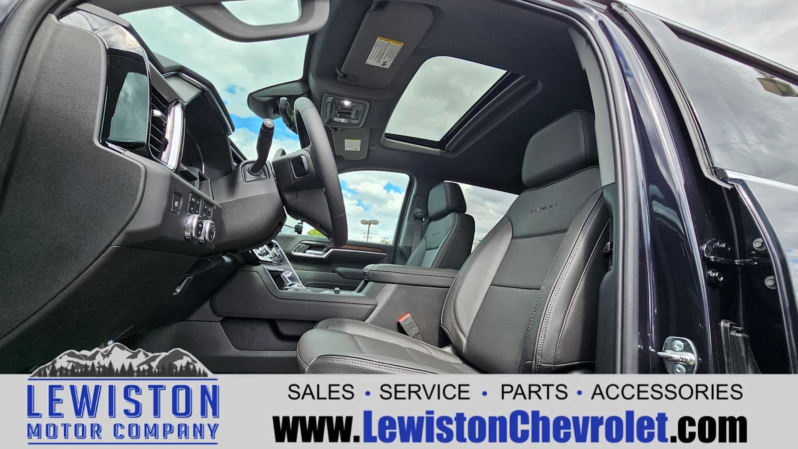 2025 GMC Sierra 3500 HD Denali