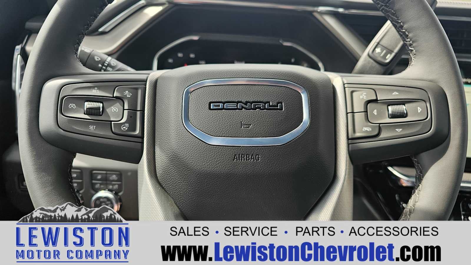 2025 GMC Sierra 3500 HD Denali