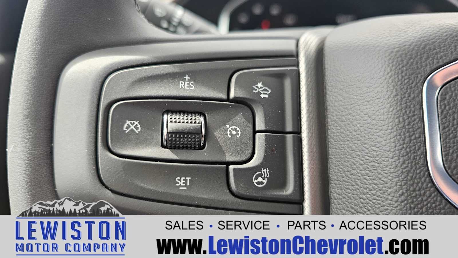 2025 GMC Sierra 3500 HD Denali