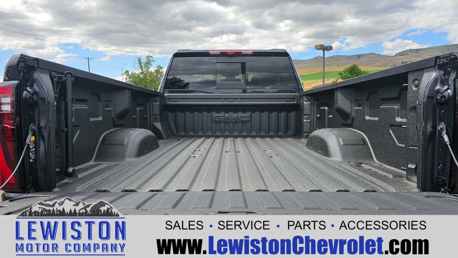 2025 GMC Sierra 3500 HD Denali