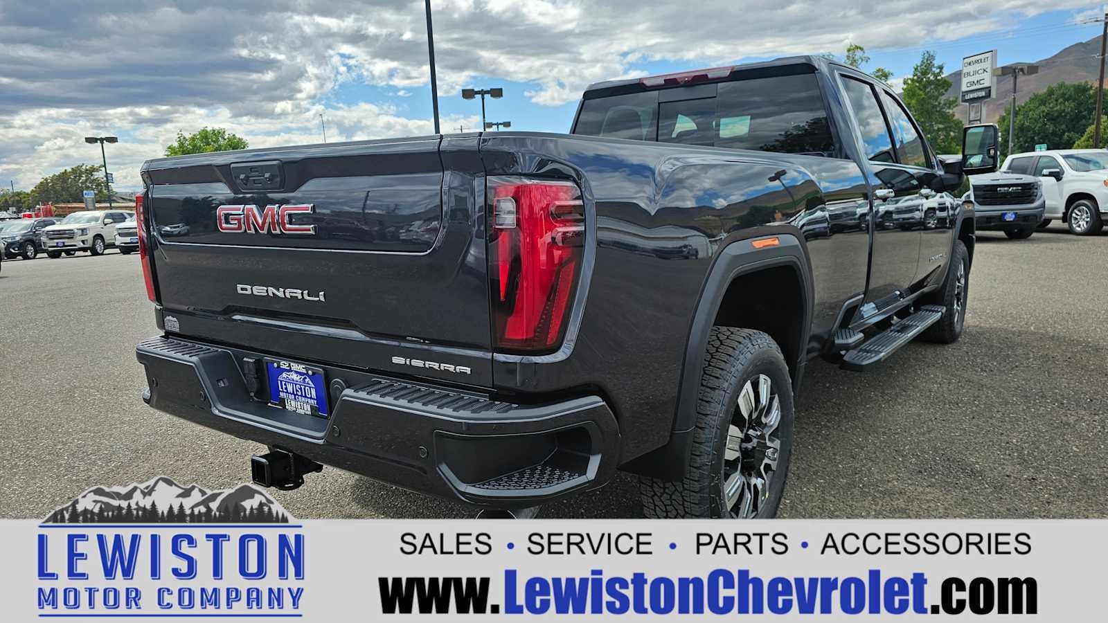 2025 GMC Sierra 3500 HD Denali