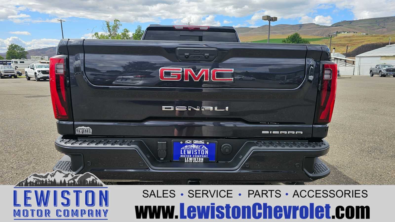 2025 GMC Sierra 3500 HD Denali