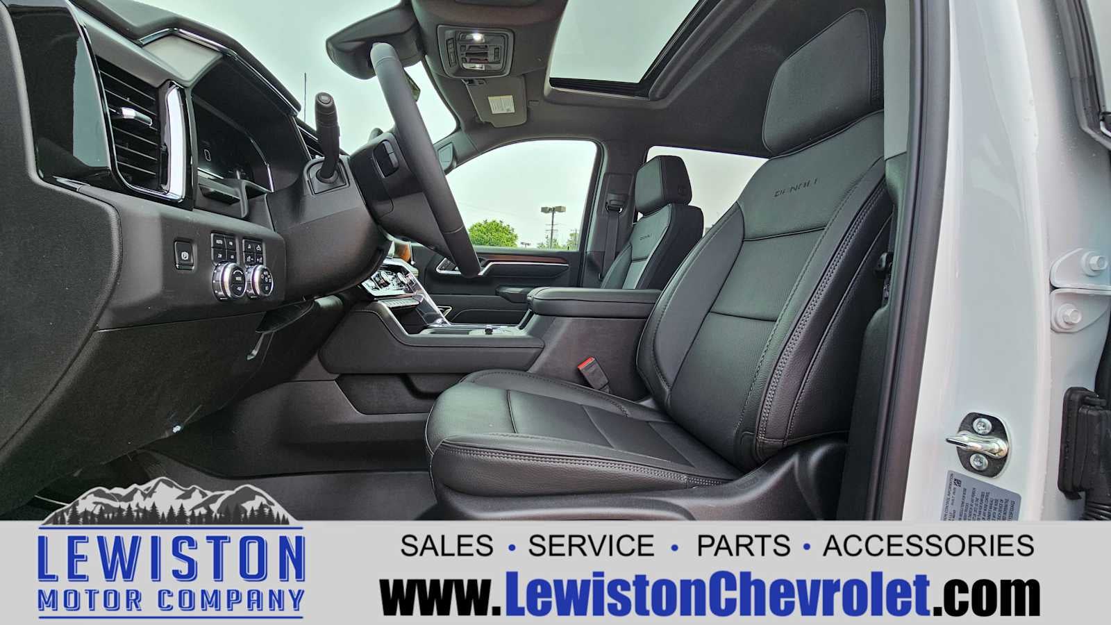 2025 GMC Sierra 3500 HD Denali