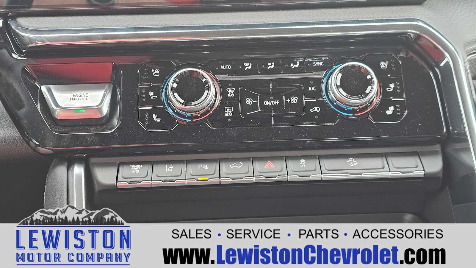 2025 GMC Sierra 3500 HD Denali