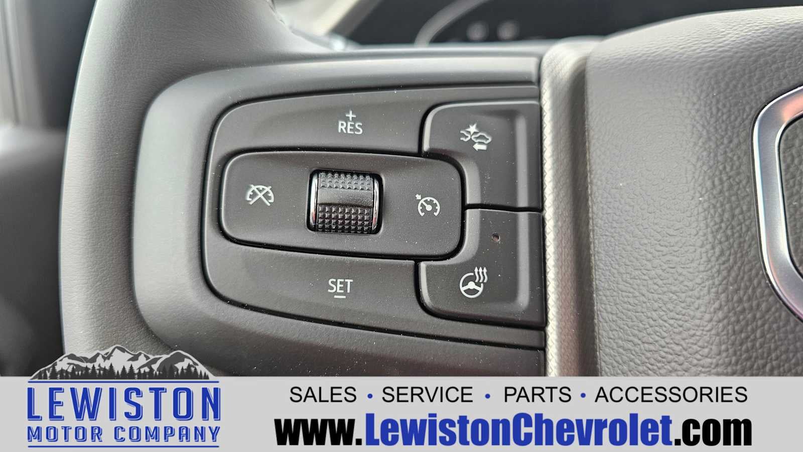 2025 GMC Sierra 3500 HD Denali