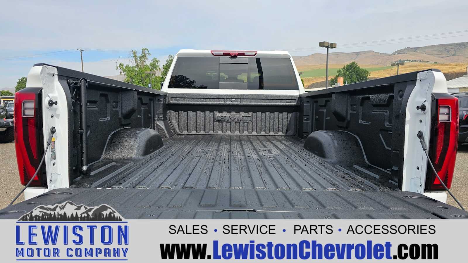 2025 GMC Sierra 3500 HD Denali