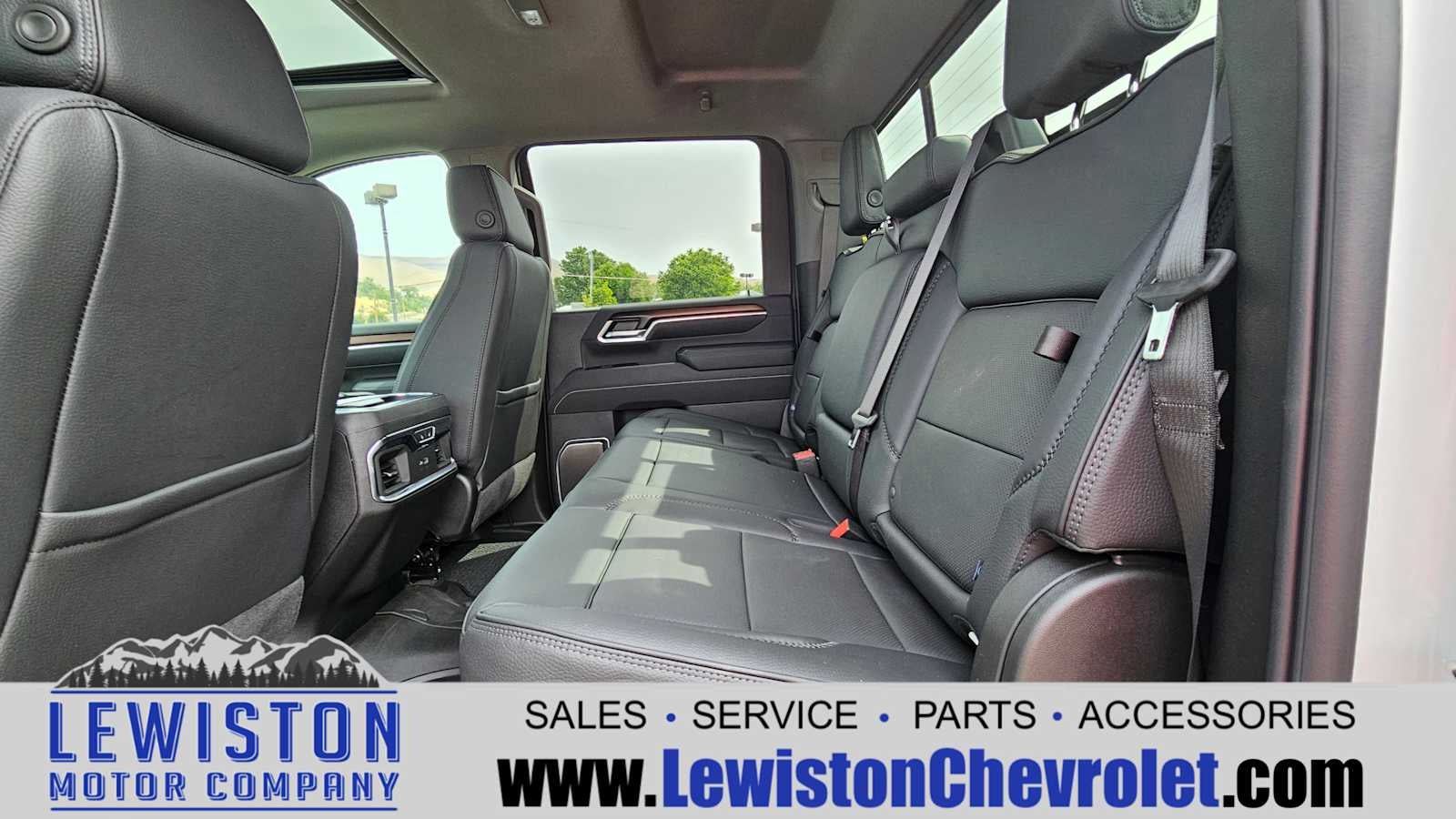 2025 GMC Sierra 3500 HD Denali