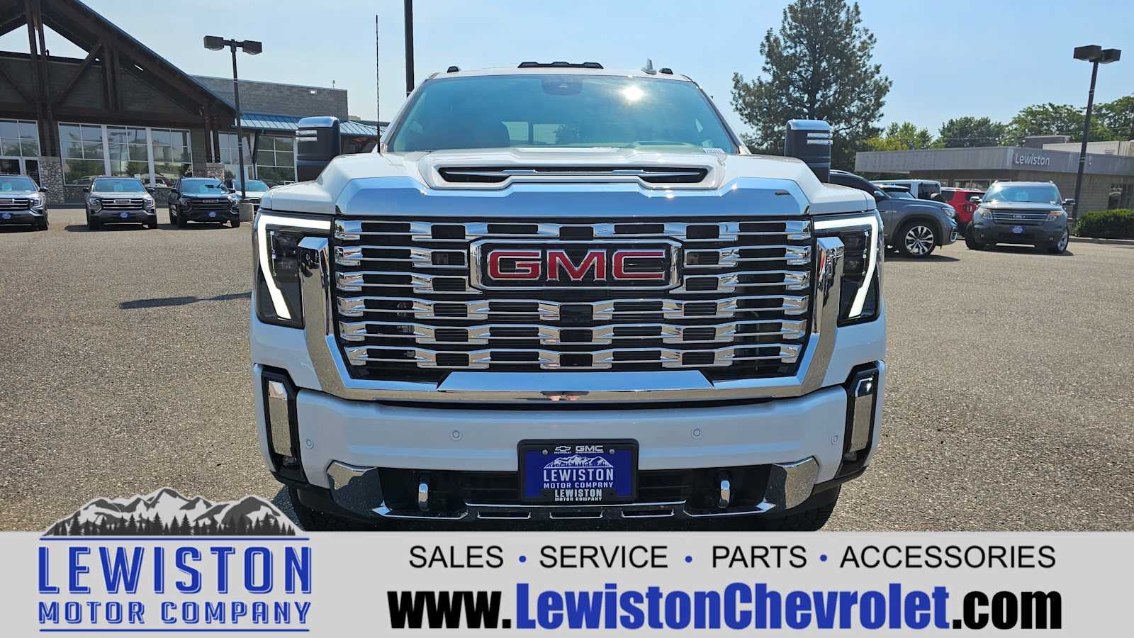 2025 GMC Sierra 3500 HD Denali