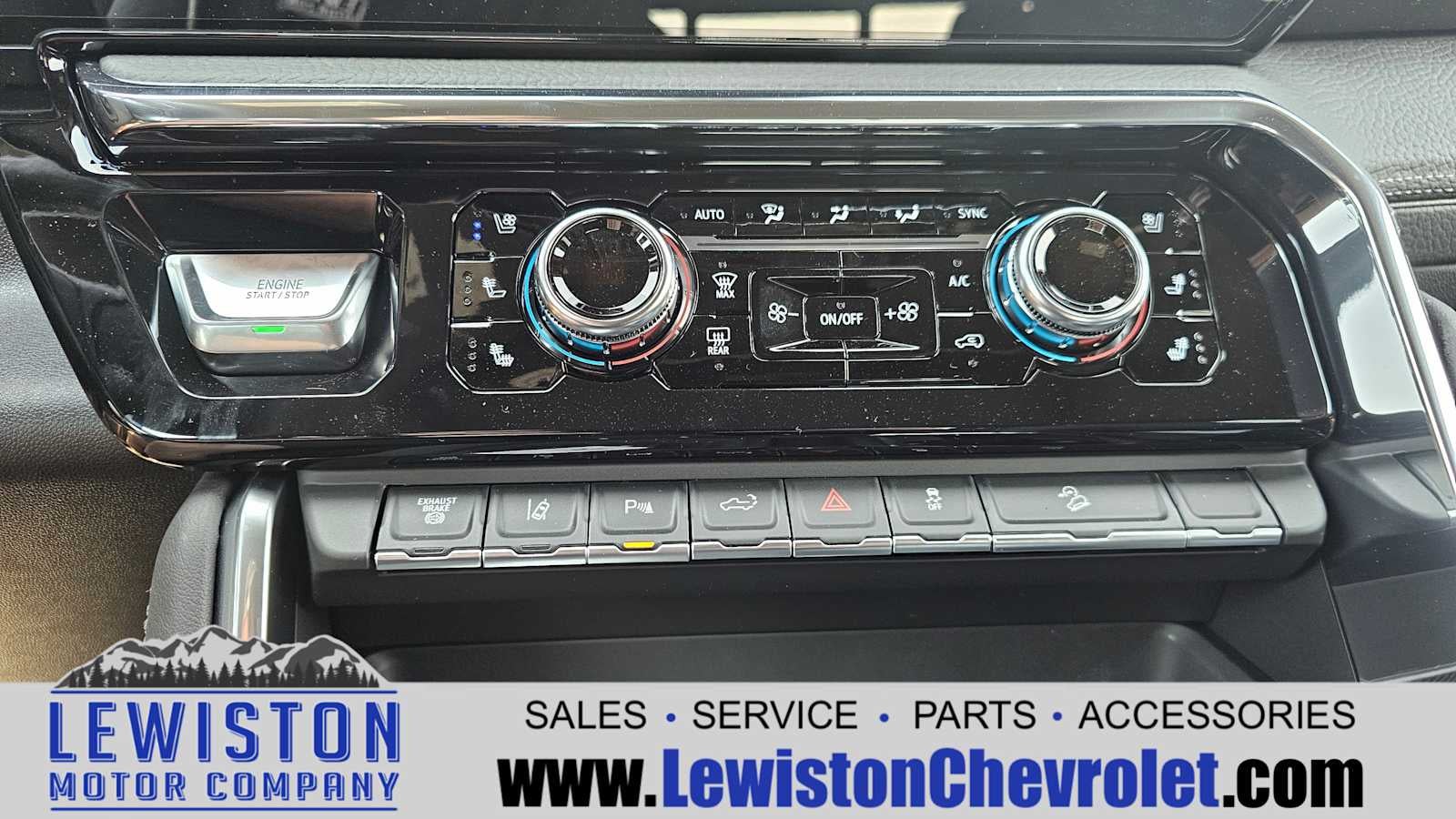 2025 GMC Sierra 3500 HD Denali