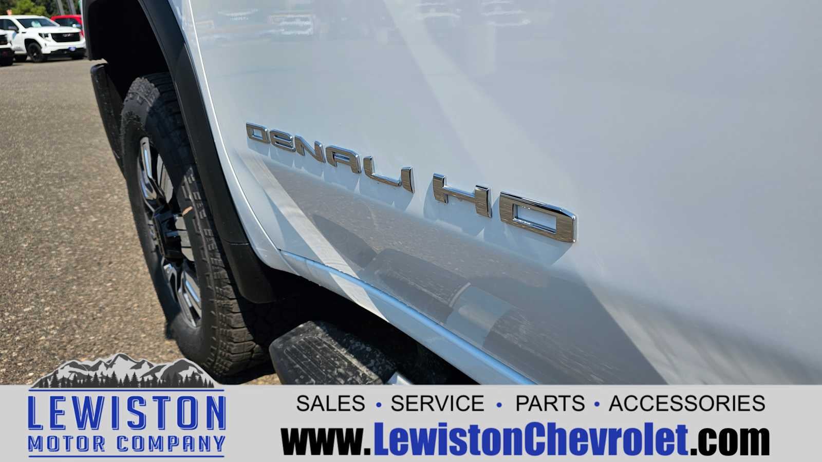 2025 GMC Sierra 3500 HD Denali