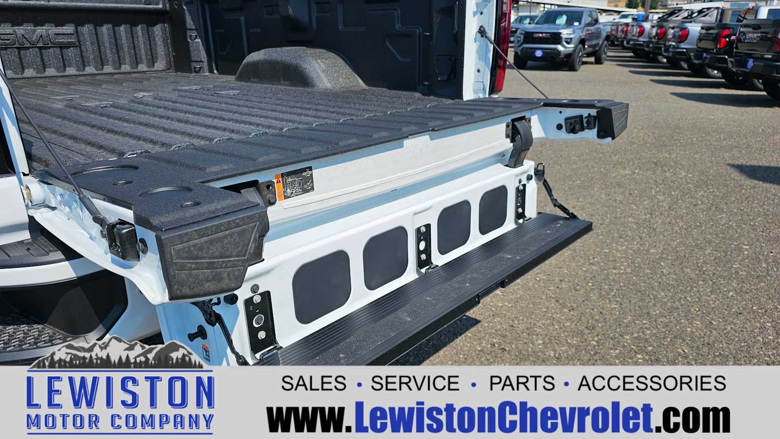 2025 GMC Sierra 3500 HD Denali