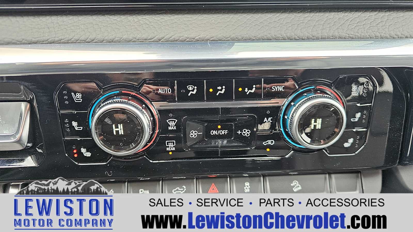 2025 GMC Sierra 3500 HD Denali