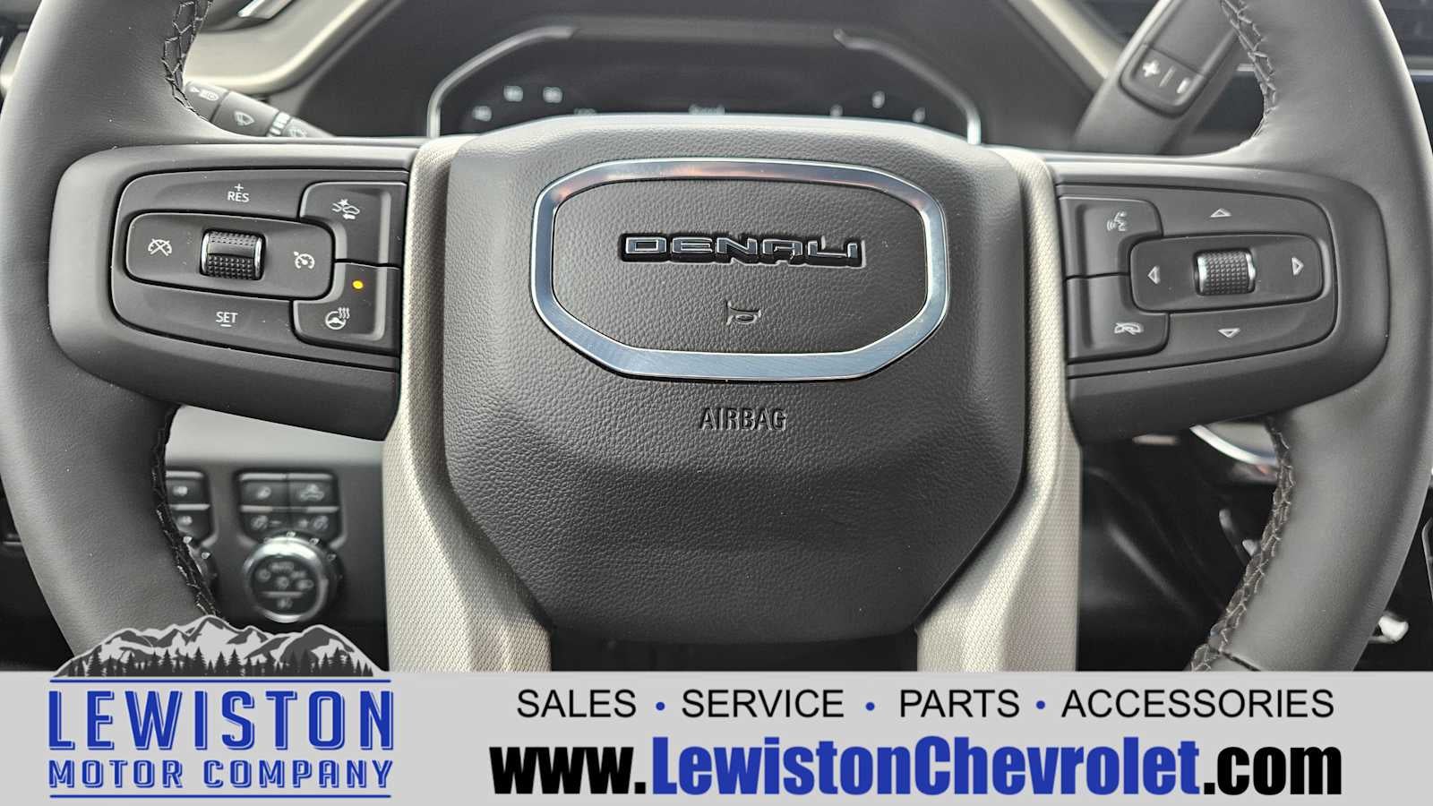 2025 GMC Sierra 3500 HD Denali