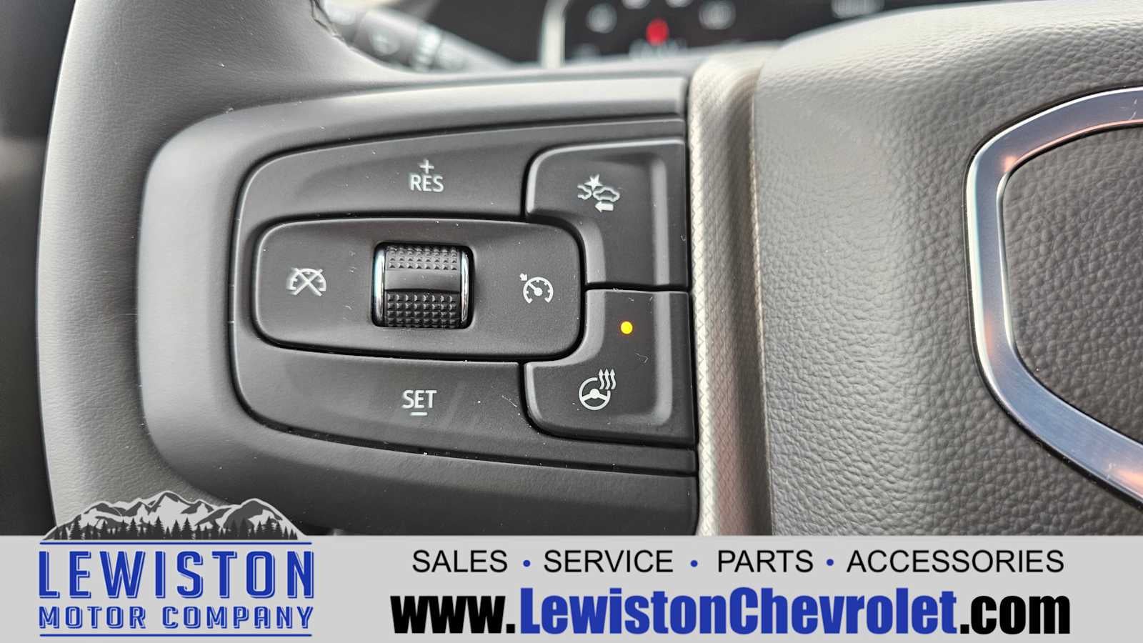 2025 GMC Sierra 3500 HD Denali