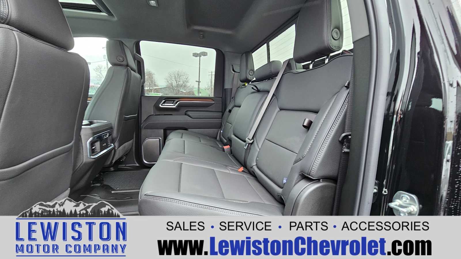 2025 GMC Sierra 3500 HD Denali