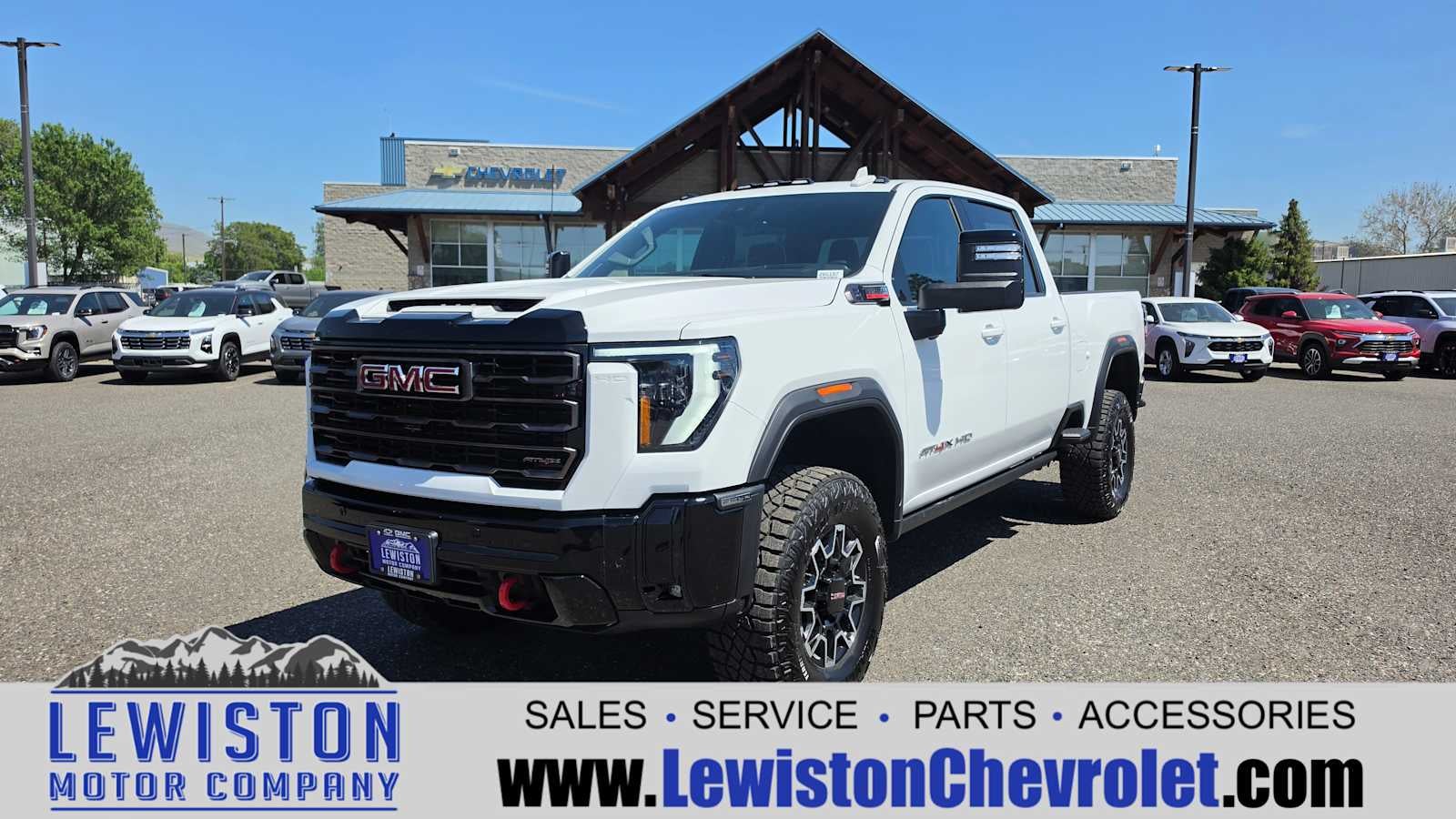 2026 GMC Sierra 4WD Crew Cab Standard Box AT4X's photo