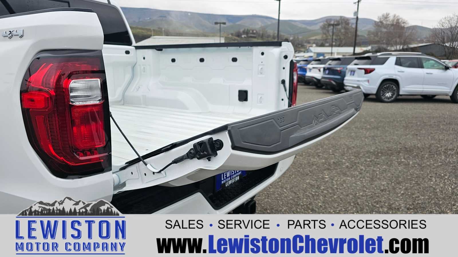 2026 GMC Canyon Elevation