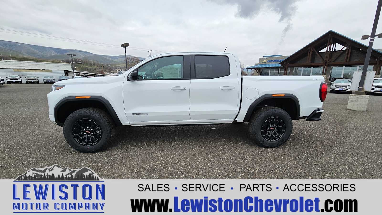2026 GMC Canyon Elevation