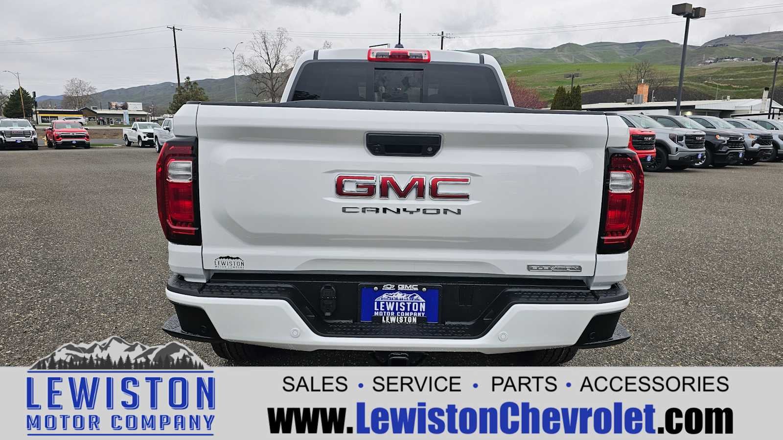 2026 GMC Canyon Elevation