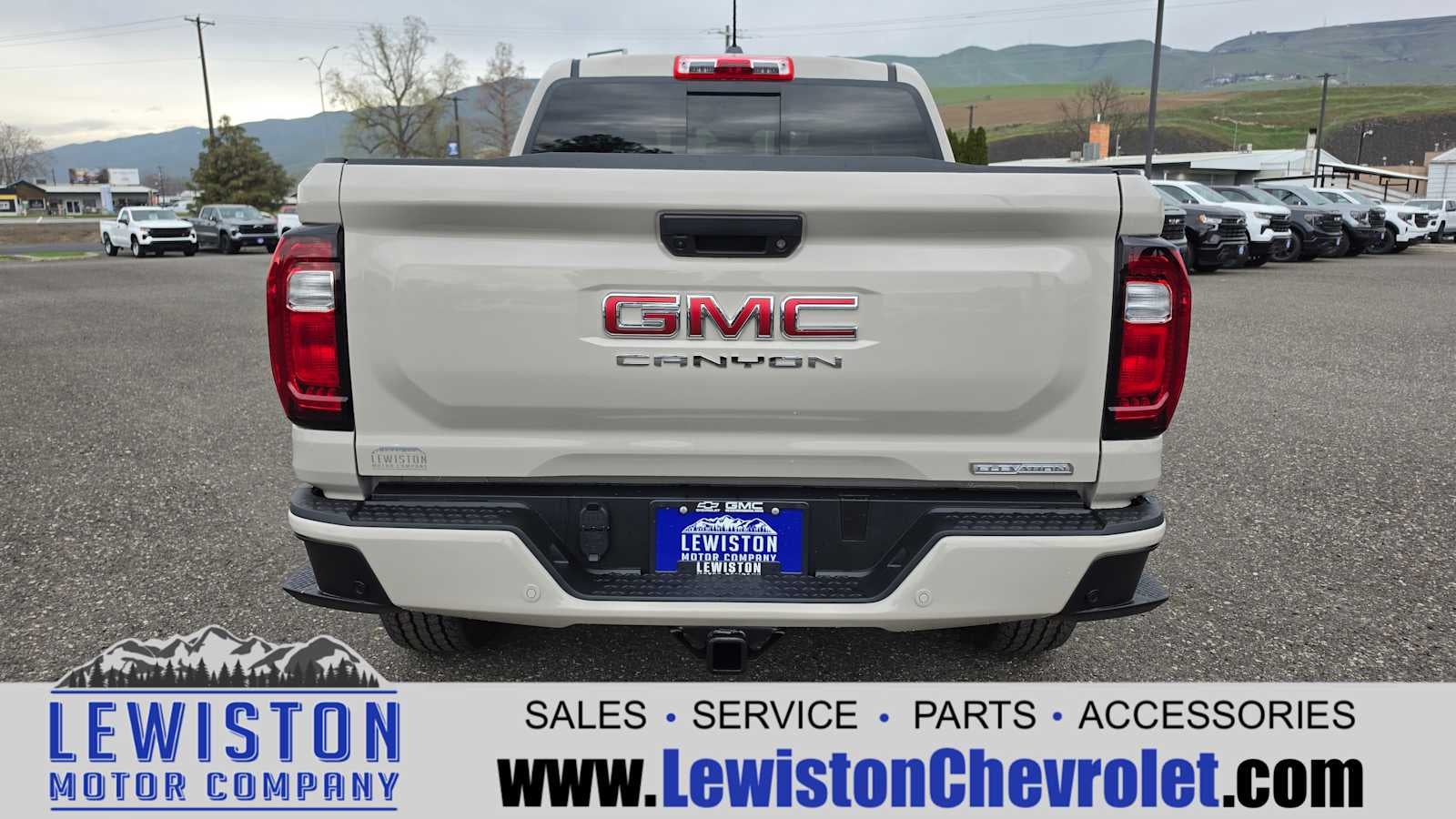 2026 GMC Canyon Elevation