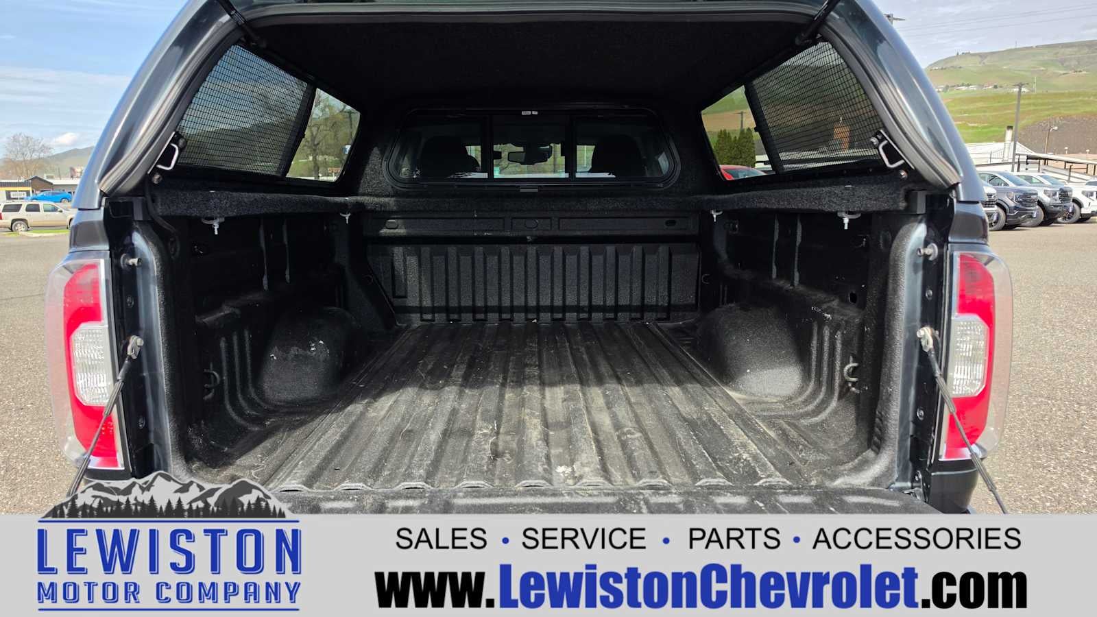 2017 GMC Canyon 4WD SLT