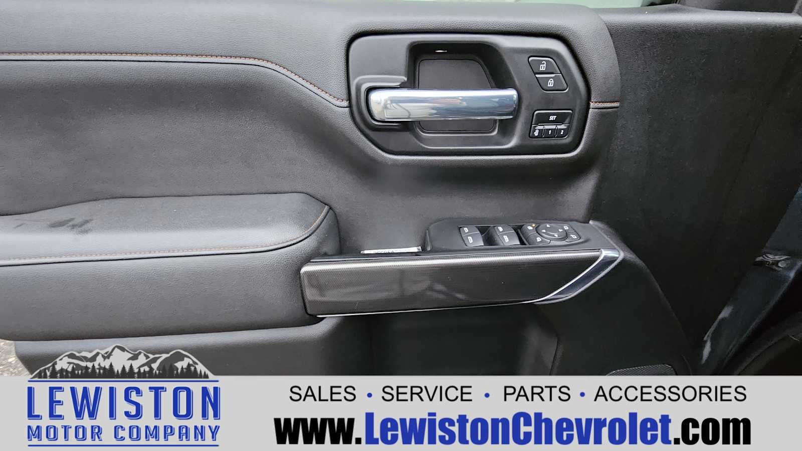 2021 GMC Sierra 1500 AT4