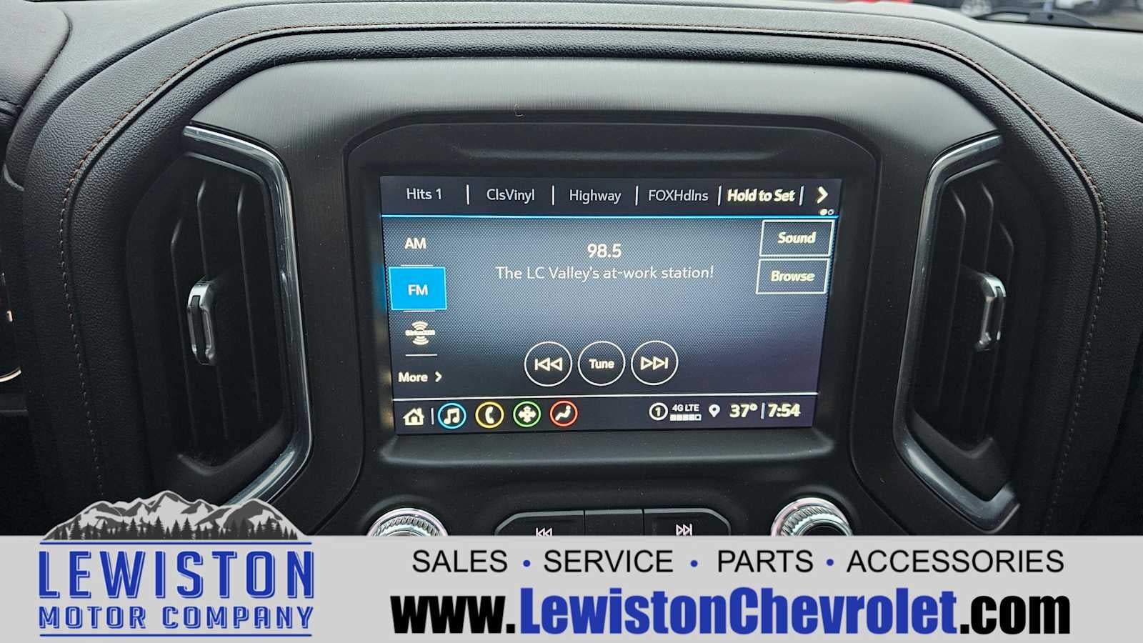 2021 GMC Sierra 1500 AT4