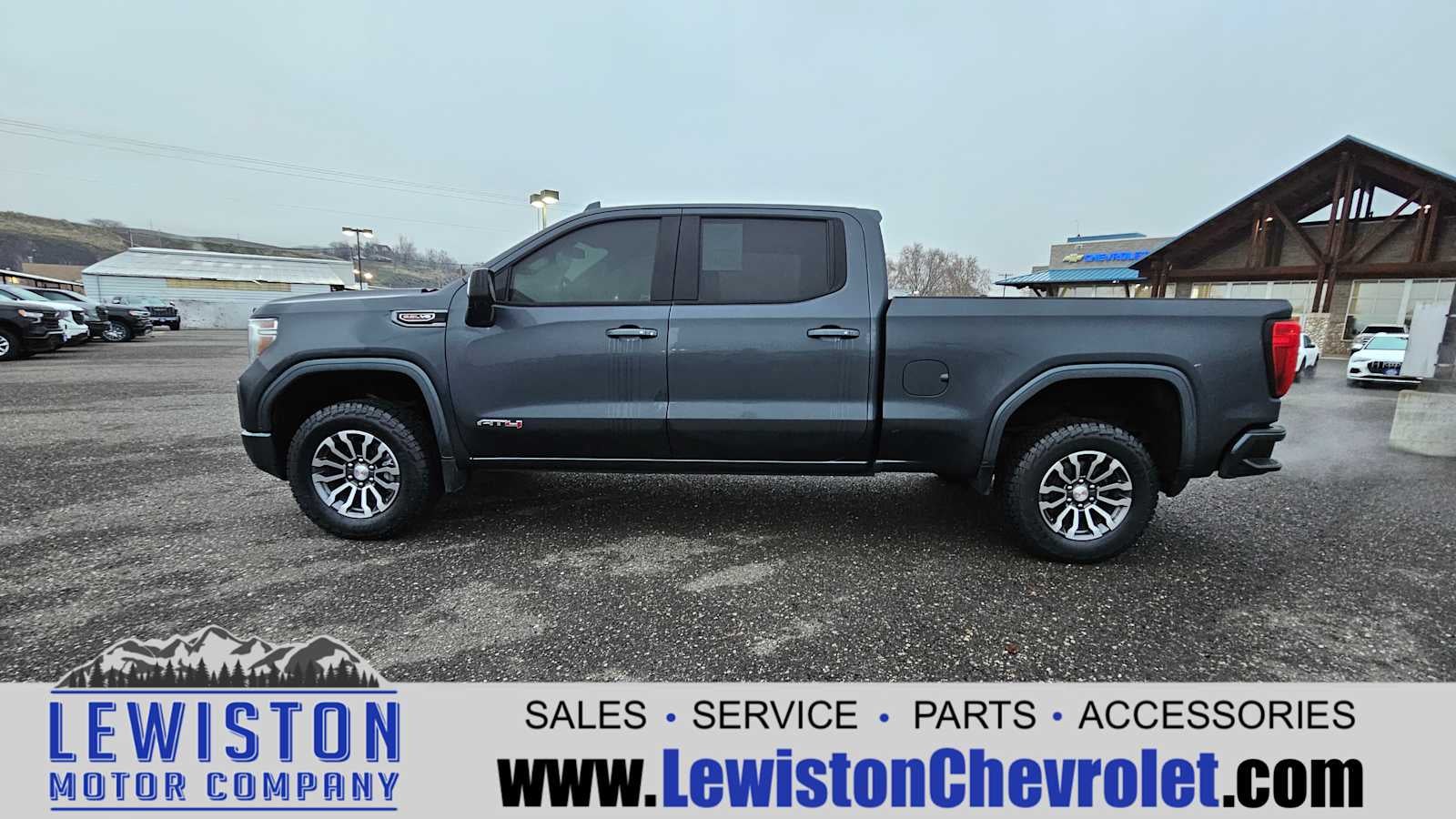 2021 GMC Sierra 1500 AT4