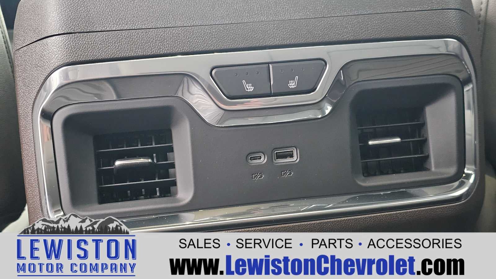 2025 Chevrolet Silverado 3500 HD LTZ