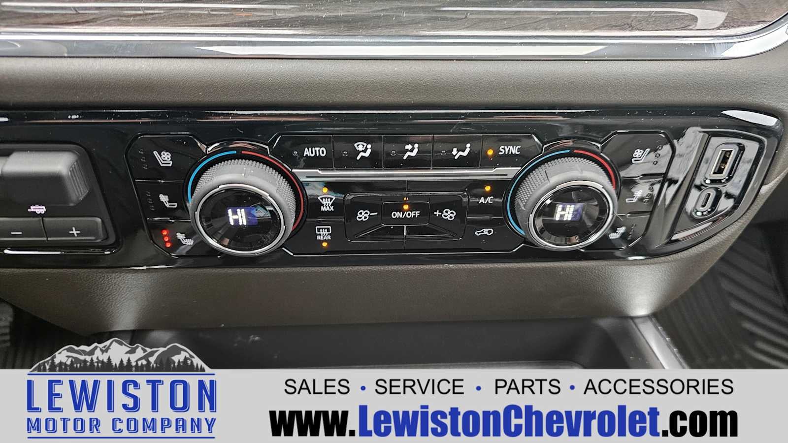 2025 Chevrolet Silverado 3500 HD LTZ